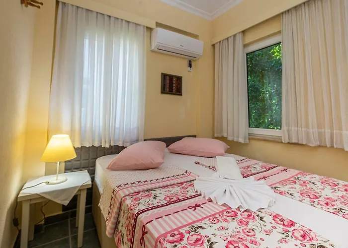 Yasemin Aparts Göcek