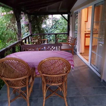 Yasemin Aparts * גוג'ק